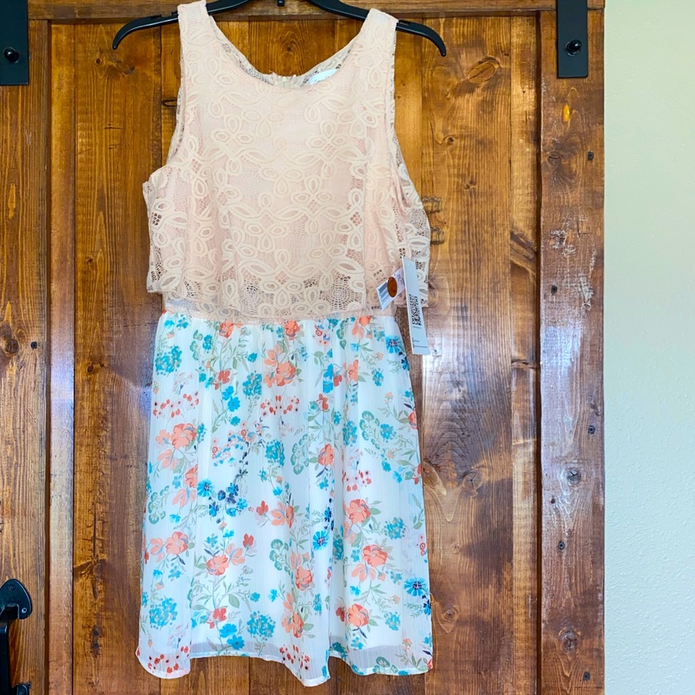 NWT Women’s Summer Dress